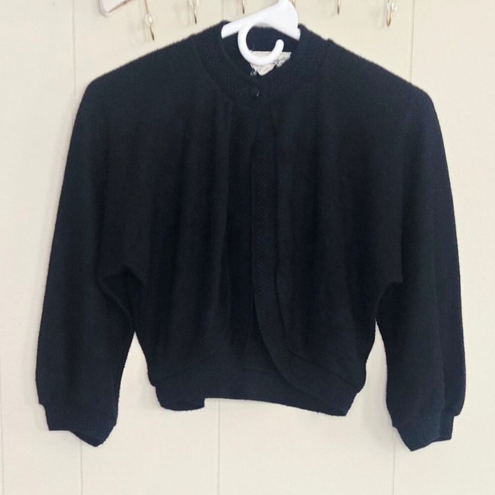 Hi-Bulk Black Cardigan Sweater One Button Closure